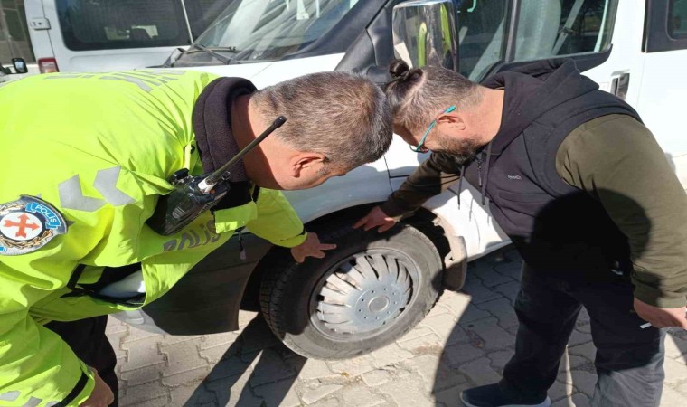 Sandıklıda kış lastiği uygulaması