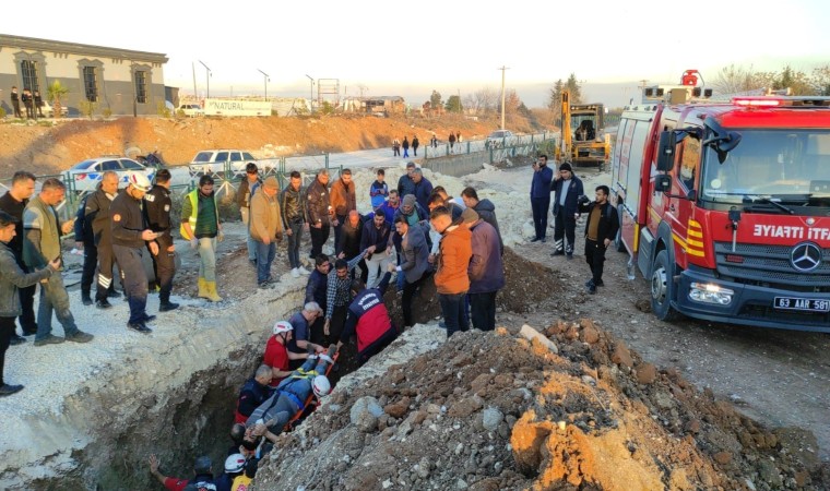 Şanlıurfada göçük altında kalan işçi kurtarıldı