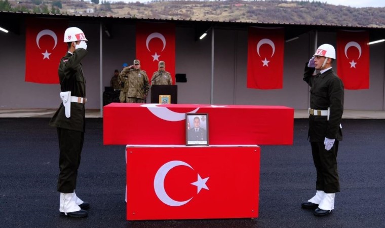 Şehit teğmen Şırnakta düzenlenen törenle memleketine uğurlandı