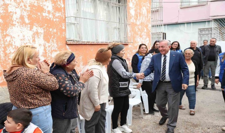 Seyhan Belediye Başkanı Akay: Sorunları en derinden yaşayan kadınlardır