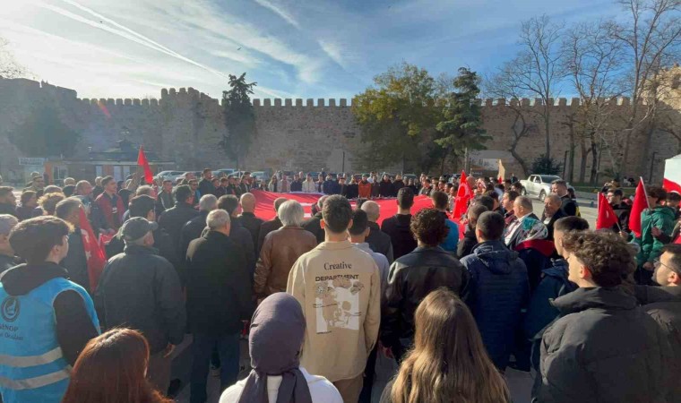 Sinopta şehitleri anma yürüyüşü