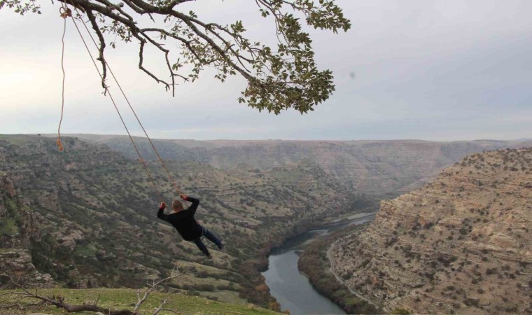 Şırnakta adrenalin tutkunları için Cehennem Deresinde cam seyir terası