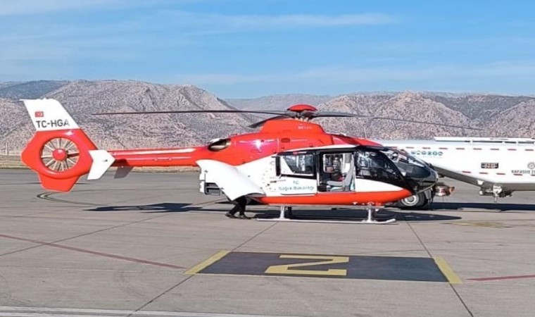 Şırnakta ambulans helikopter 60 yaşındaki kalp hastası vatandaş için havalandı