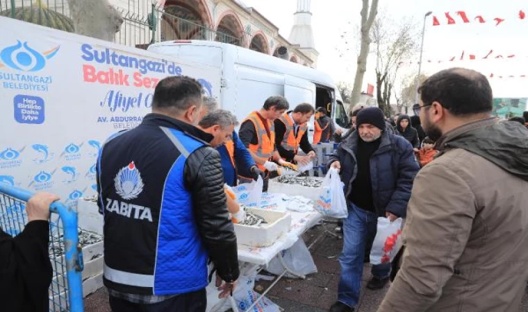 Sultangazi’de vatandaşlara 3 buçuk ton balık dağıtıldı 