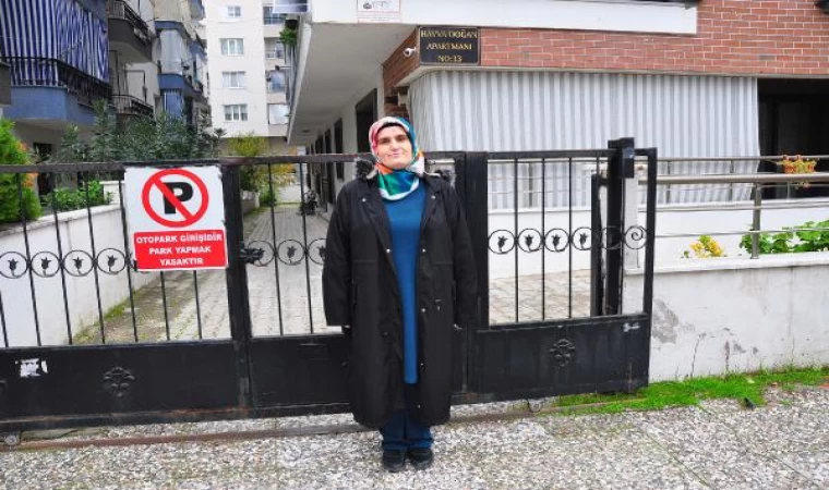 Tedavi gören Zeynep öğretmene, öğrencilerinden duygulandıran ziyaret