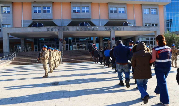 Terör örgütü şüphelileri Yunanistana kaçamadan yakalandı