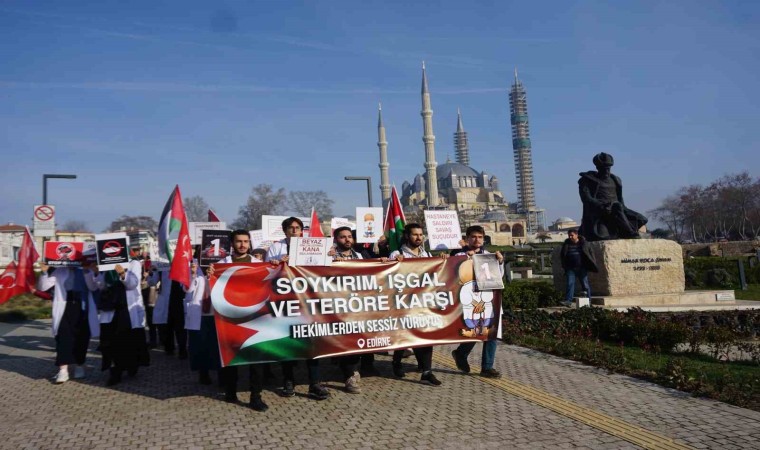 Tıp Fakültesi öğrencileri terör saldırılarını ve İsraili protesto etti