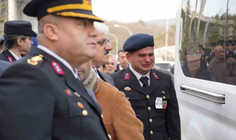 Trafik kazasında ağır yaralanan uzman çavuş yaşam mücadelesini kaybetti