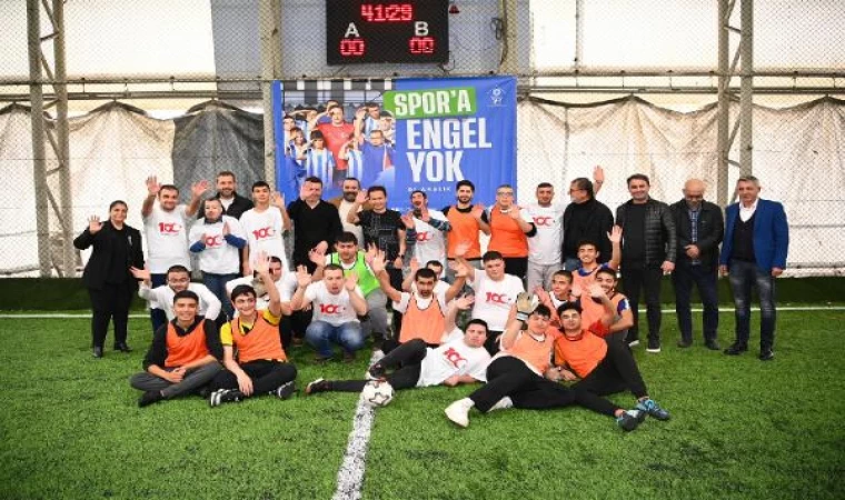 Tuzla’da engelli çocuklarla futbol maçı oynandı