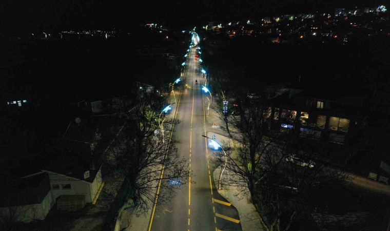 Üsküdar Caddesi 3. etap aydınlatma ve yenileme projesi tamamlandı