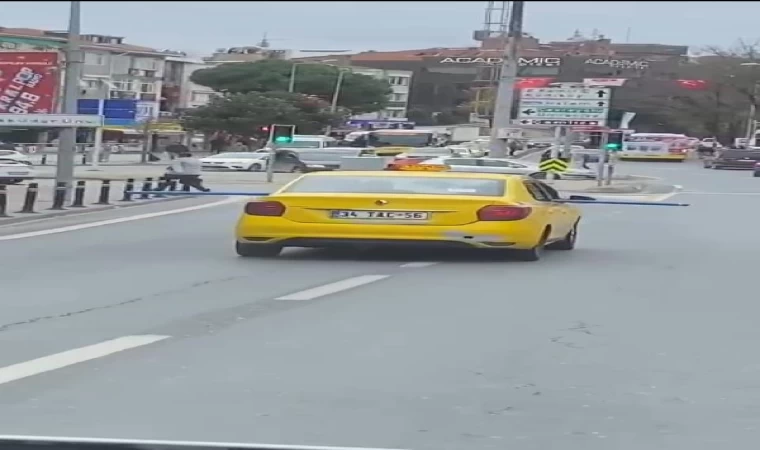 Üsküdar’da takside tehlikeli şekilde tesisat borusu taşıyan sürücüye ceza 