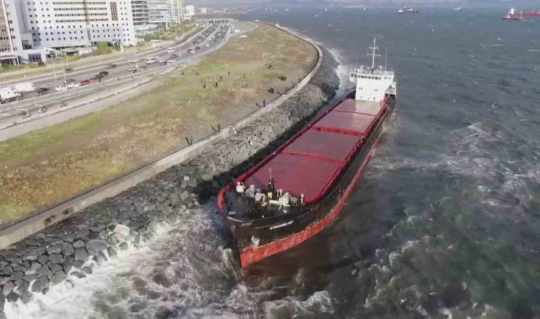 Uzman kaptan yanıtladı: İstanbulda lodosta gemiler ne yapmalı