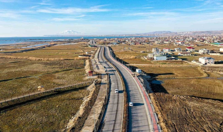 Van Gölü sahil yolu açılışa hazır