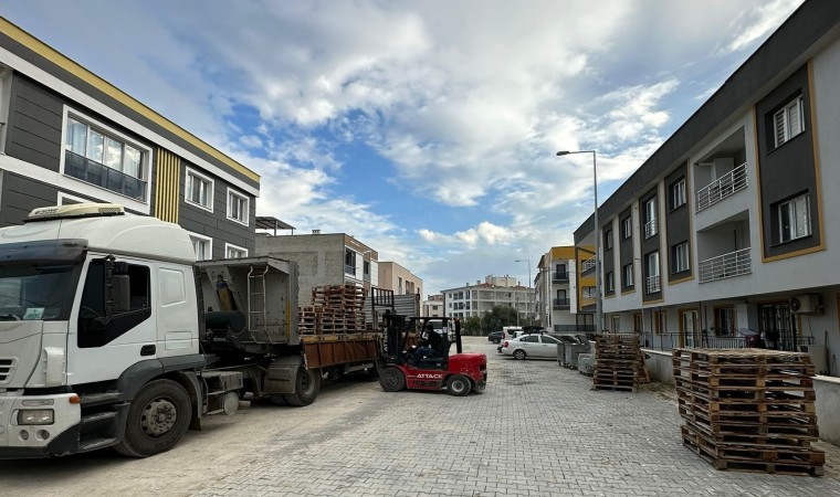 Yunusemreden Muradiyede parke taşı döşeme çalışması