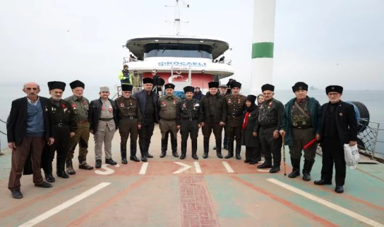 Ziyaretçilerin yoğun ilgi gösterdiği TCG Anadolu, Kocaeli’den ayrıldı