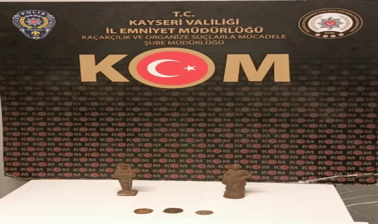 13’üncü yüzyıla ait heykelleri 1 milyon dolara satmaya çalışan şüpheli yakalandı