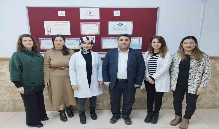 Afyonkarahisarda dört okul eTwinning Okulu etiketi almaya hak kazandı