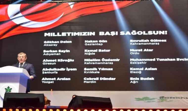 Ahmet Davutoğlu, yeniden genel başkanlığa seçildi