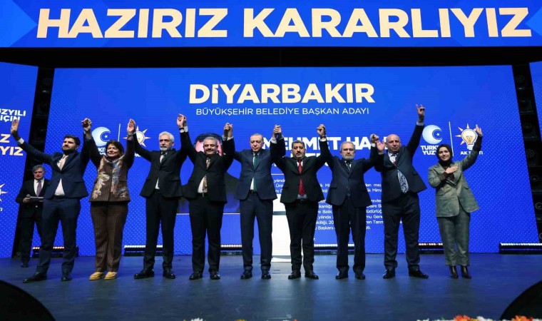 AK Parti Diyarbakır Büyükşehir Belediye Başkan Adayı Mehmet Halis Bilden oldu.