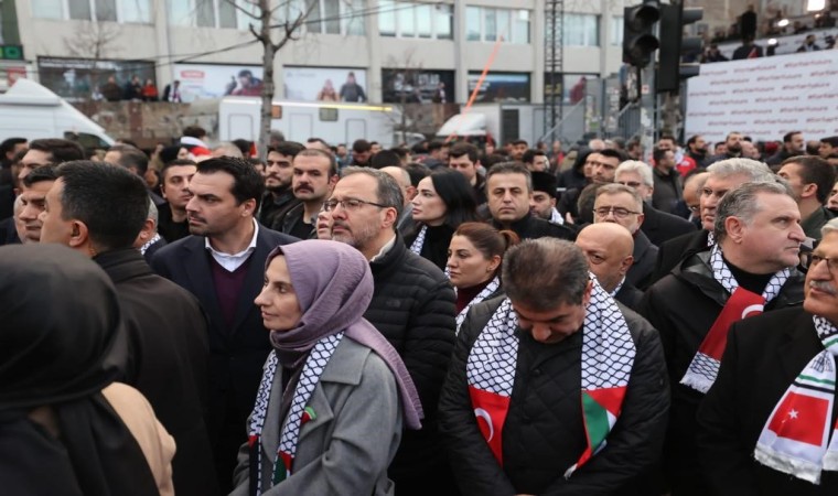 AK Partili Kasapoğlu Şehitlere Saygı ve Filistine Destek Yürüyüşüne katıldı