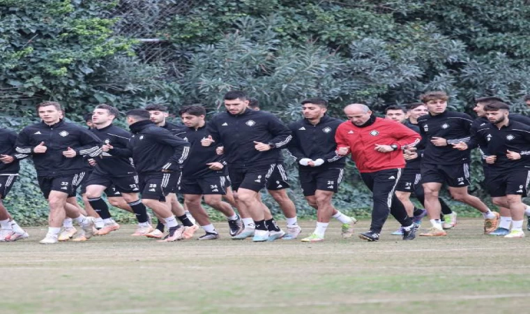 Altay çalışmalara eksiklerle başladı