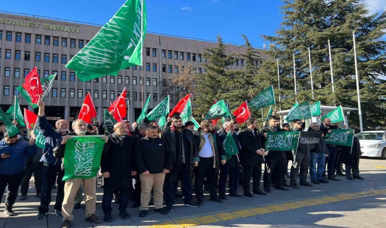 Ankara Filistin Dayanışma Platformu üyeleri, Ankara Barosunun suç duyurusuna ilişkin açıklamada bulundu