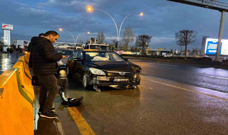 Ankarada zincirleme kazada 26 araç birbirine girdi: 3 yaralı