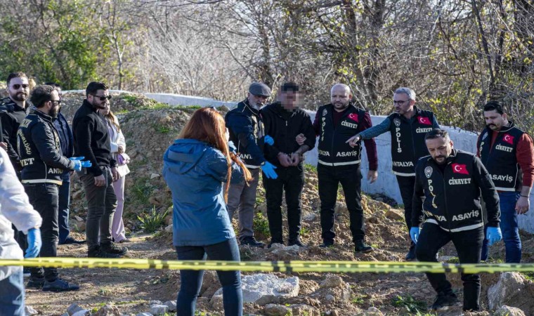 Antalyada kayıp kuryenin toprağa gömülü cesedi bulundu