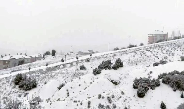 Antalya’nın yüksek kesimlerine kar yağdı