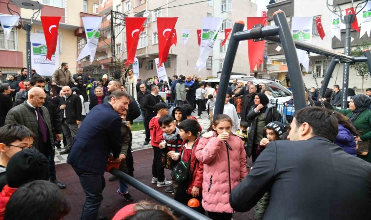 Bahçelievlerde 4 parkın toplu açılış töreni yapıldı