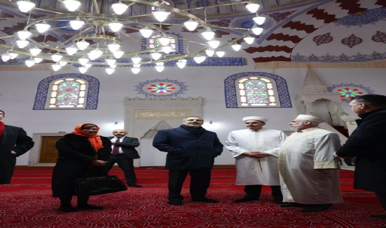 Bakan Fidan, Kadı Seyfullah Efendi Camii’ni ziyaret etti