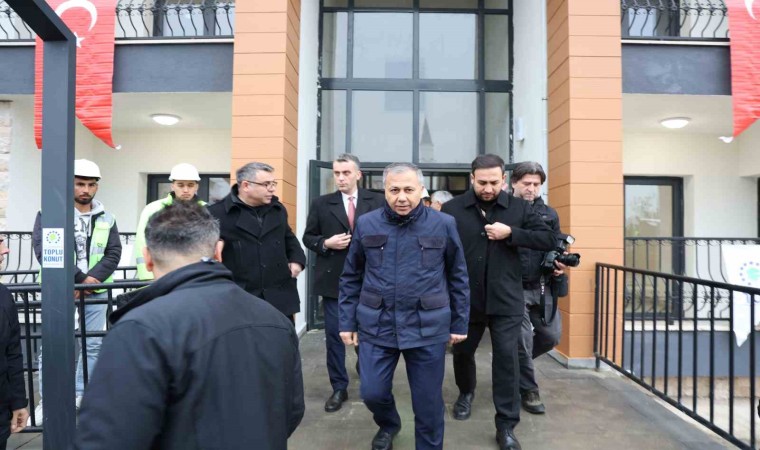 Bakan Yerlikaya, Kahramanmaraşta ziyaret ve temaslarda bulundu