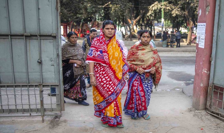 Bangladeşte halk genel seçimler için sandık başında