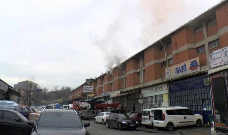 Başakşehir’de oto yedek parça dükkanında yangın 