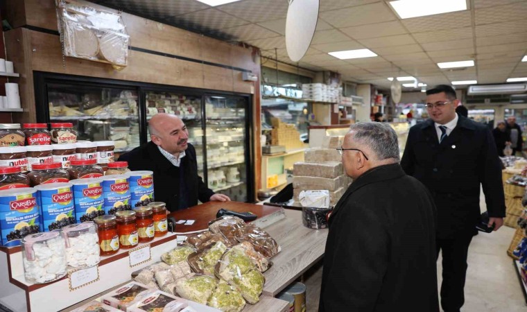 Başkan Büyükkılıçtan sabahın ilk ışıklarında Camikebir esnafı ziyareti