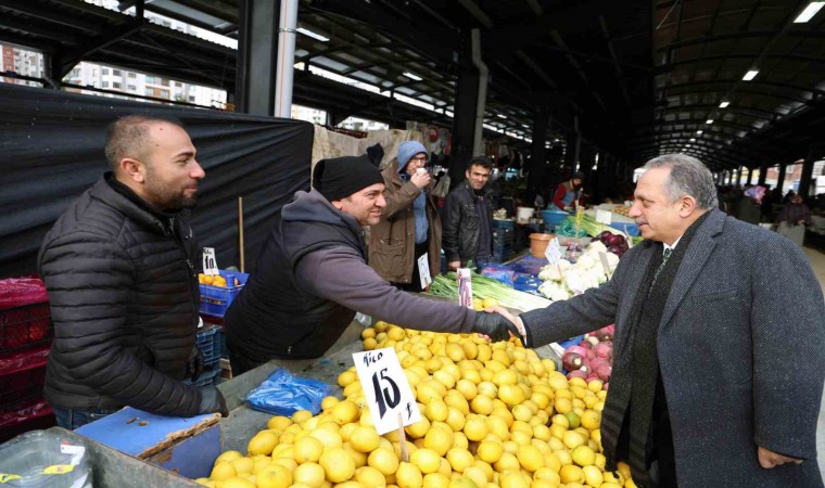 Başkan Yalçına ilgi yoğun