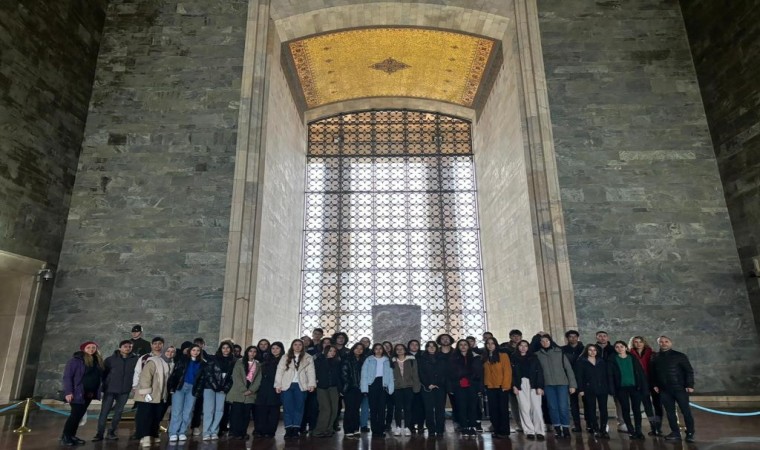 Beylikovalı öğrenciler Ankarayı ziyaret ediyor