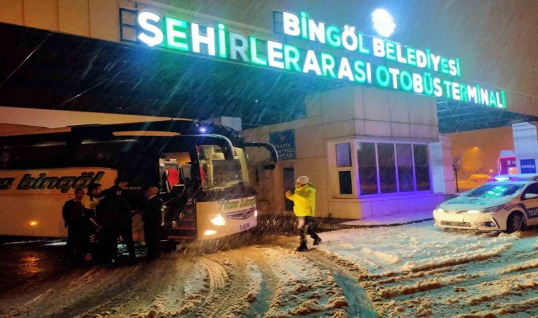 Bingölde şehirlerarası yolcu ve yük taşımacılığı yapan araçlara denetim