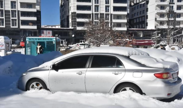 Bitlis’te kar nedeniyle 60 köy yolu ulaşıma kapandı