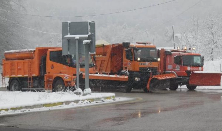 Bolu Dağı’nda hafif kar yağışı