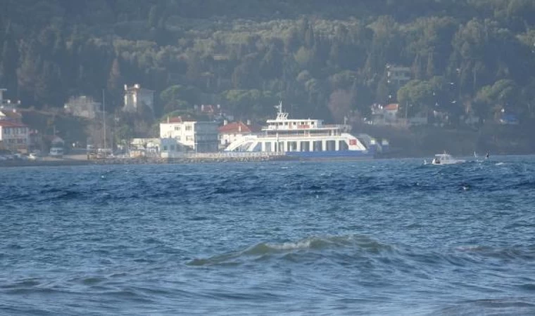 Bozcaada ve Gökçeada’ya yarınki feribot seferleri iptal edildi