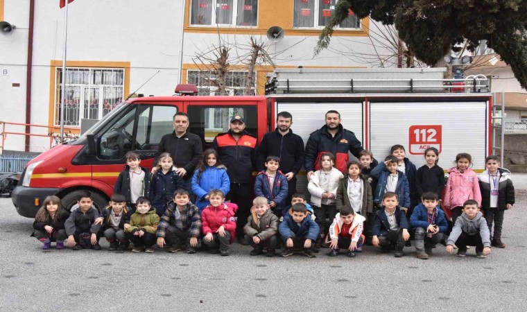 Bozüyükte ilkokul öğrencilerine yangın eğitimi