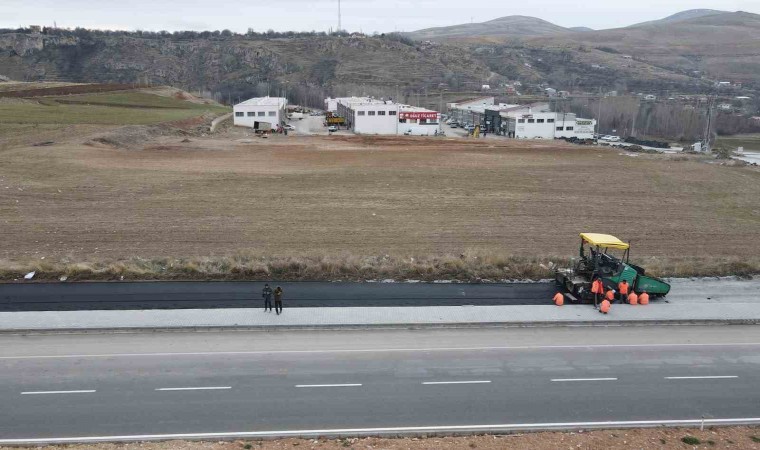 Bünyanda asfalt çalışmaları son hız devam ediyor