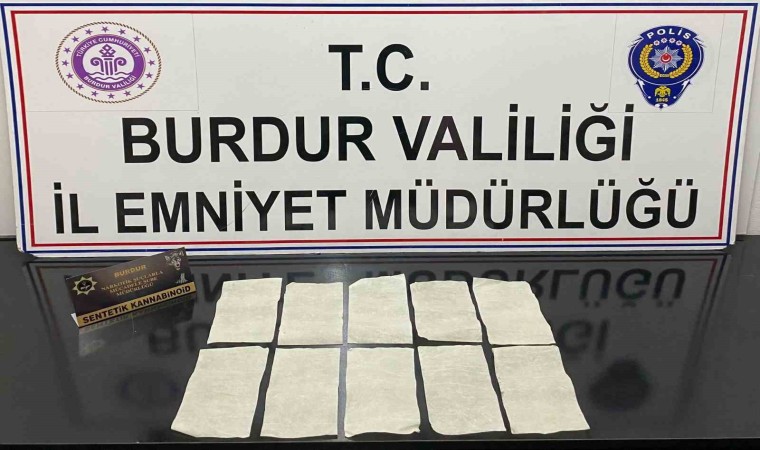 Burdurda şüphe üzerine durdurulan araçta uyuşturucu çıktı, 2 şahıs tutuklandı