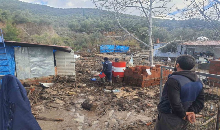 Burhaniyede selin faturası ağır oldu