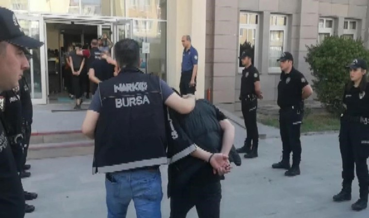 Bursada uyuşturucudan kazanılan kara paraya da operasyon