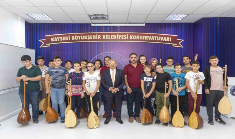 Büyükşehir Sanat Akademilerinden 50 bin kursiyere sanat hizmeti