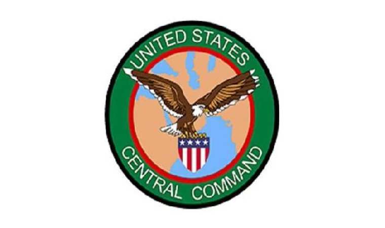 CENTCOM: Nafta taşıyan gemide çıkan yangın söndürüldü