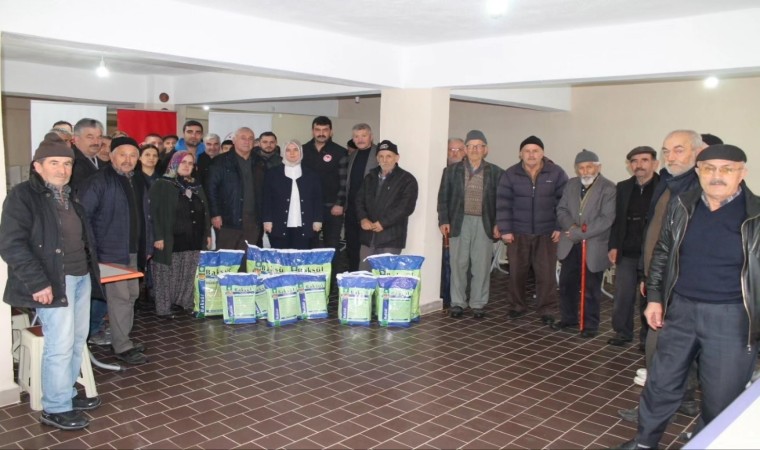 Çitçilere organik tarım için bordo bulamacı dağıtıldı