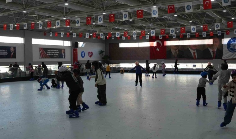 Çorum Belediyesinden öğrencilere yarı yıl hediyesi